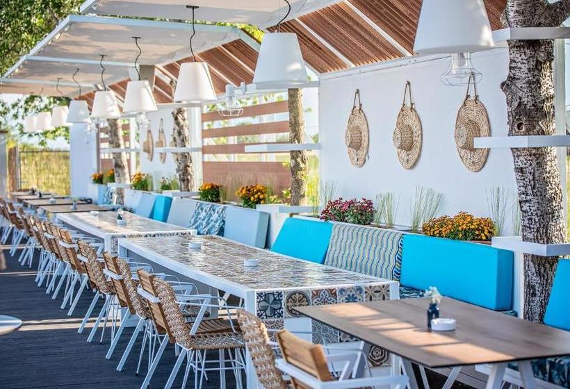 ホテル Mythic Summer