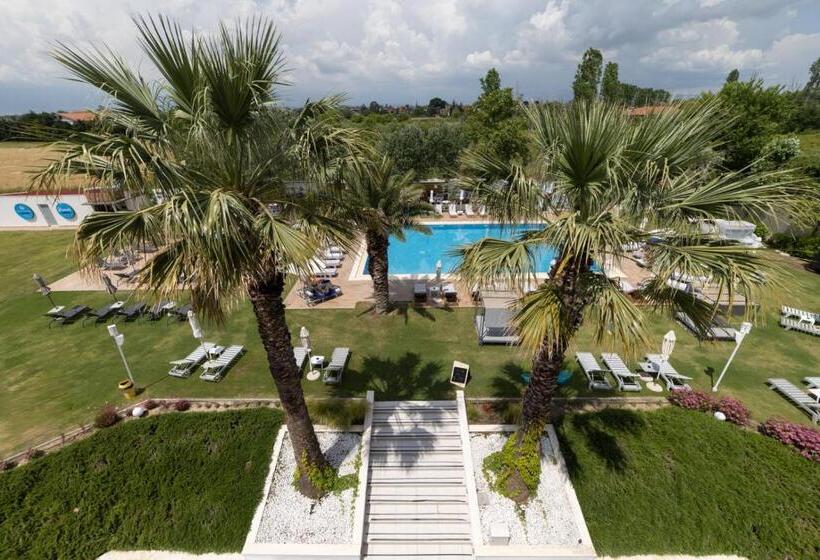 ホテル Mythic Summer