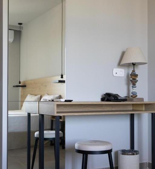 ホテル Mythic Summer