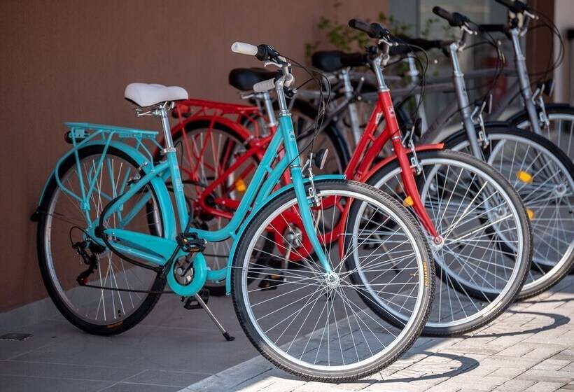 ホテル Mythic Summer