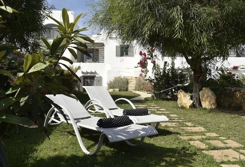 فندق Naoussa Hills Boutique Resort  Adults Only