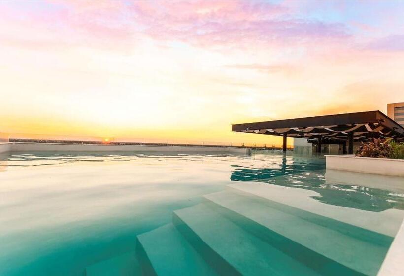 호텔 NH Collection Merida Paseo Montejo