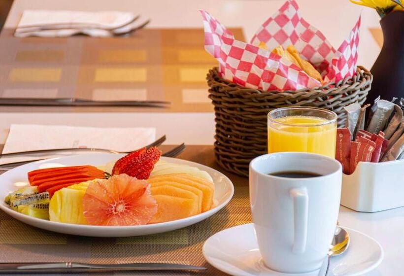 호텔 NH Collection Merida Paseo Montejo