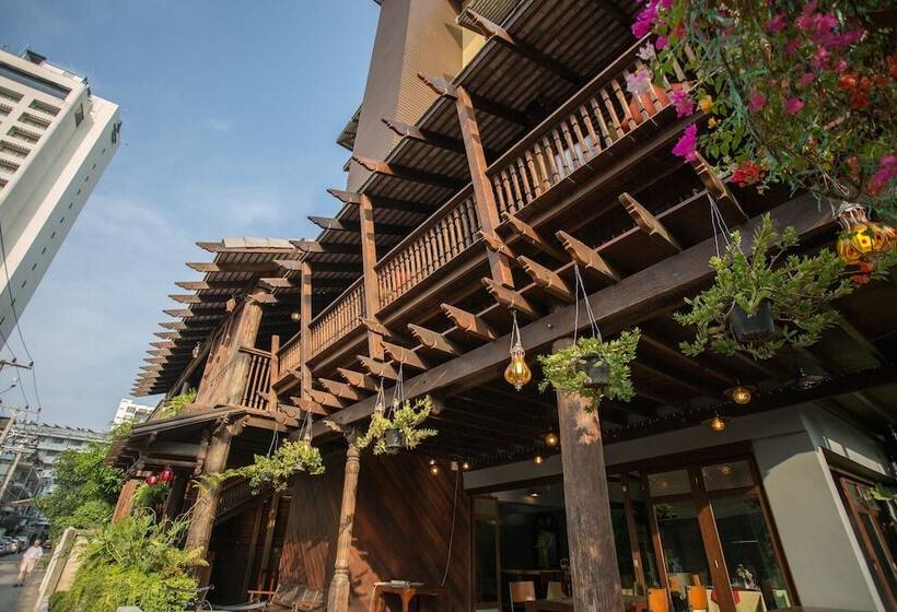 فندق Nightbazaar Inn