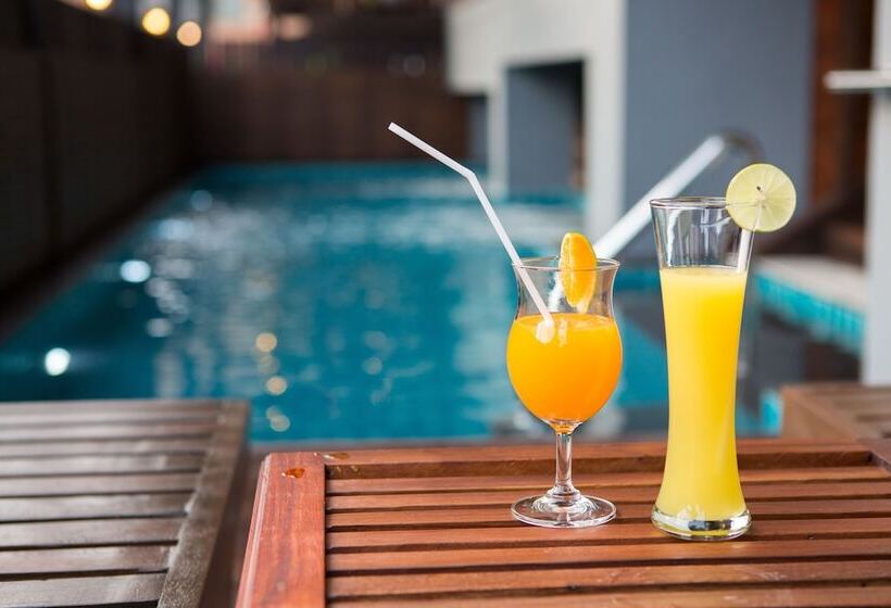 فندق Nightbazaar Inn