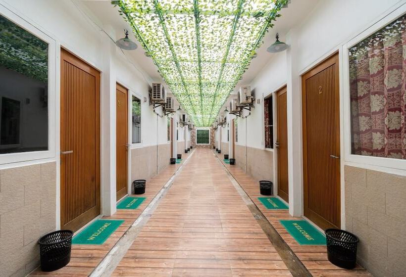 酒店 Nyenyak Senayan Benhil