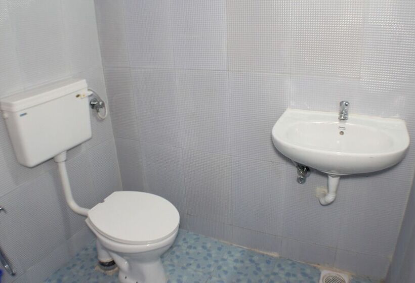 בית מלון כפרי Oyo 7497 Calangute