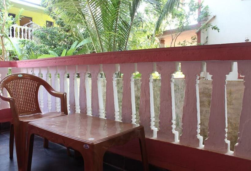 בית מלון כפרי Oyo 7497 Calangute