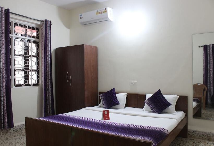 בית מלון כפרי Oyo 7497 Calangute