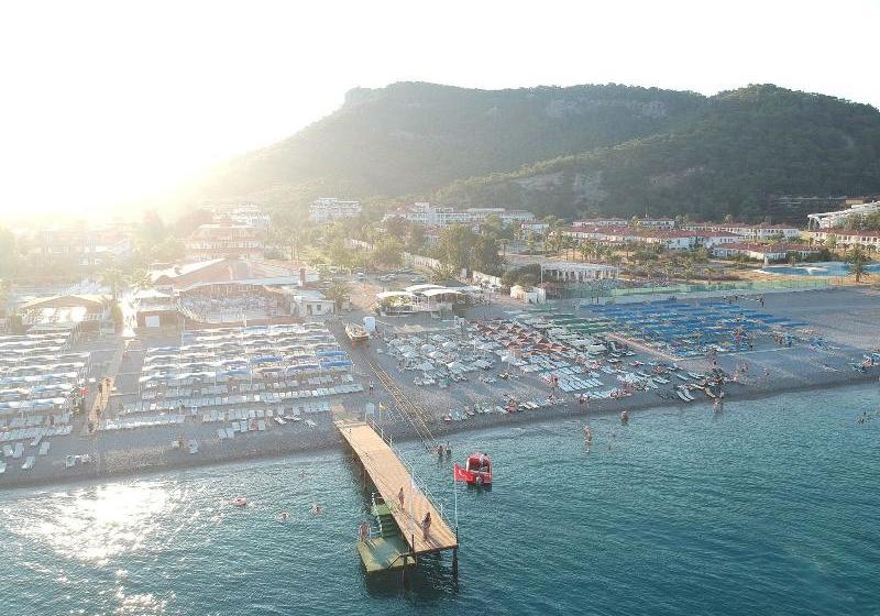 酒店 Palmet Resort Kiris