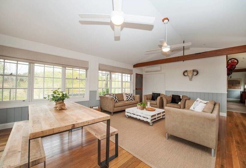 בית מלון כפרי Peppertree Farm