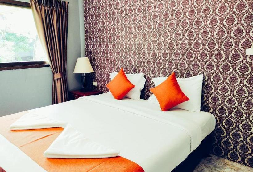 Отель Andaman Resort