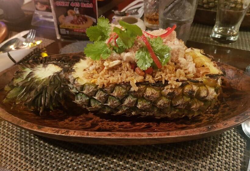 Phoenix Hotel Karon Beach