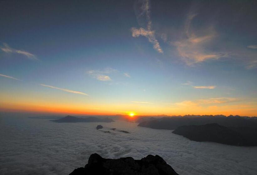 בית מלון כפרי Pilatuskulm