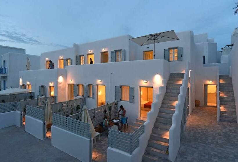 ホテル Porto Naoussa