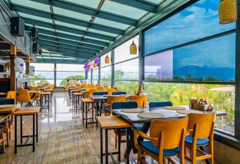 בית מלון כפרי Reis Royal