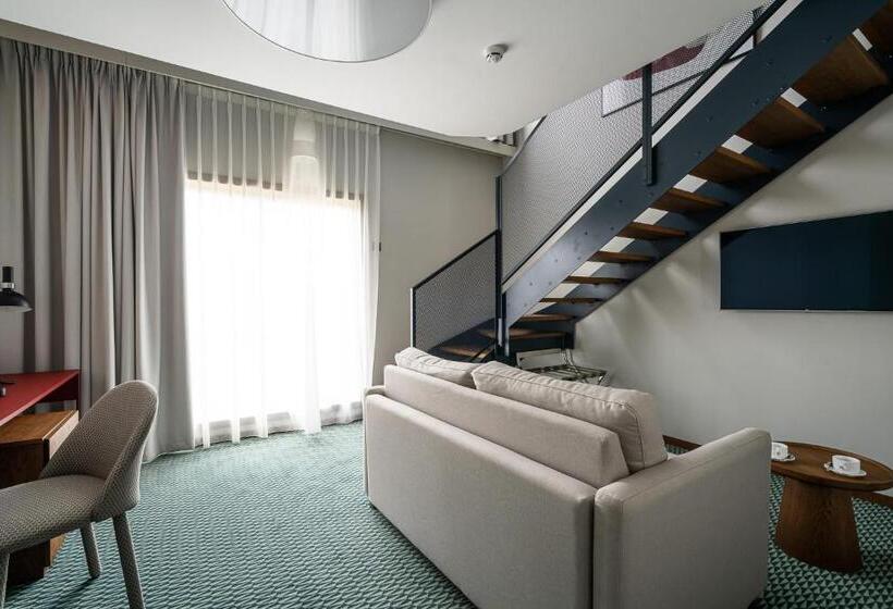 ホテル Rentplanet  Apartamenty Centrum