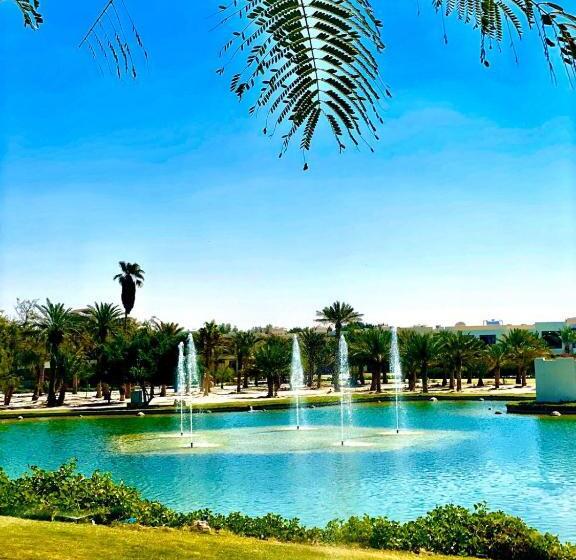 هتل Retaj Salwa Resort & Spa