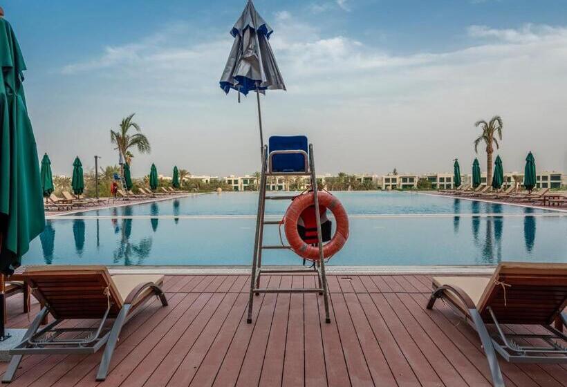 هتل Retaj Salwa Resort & Spa