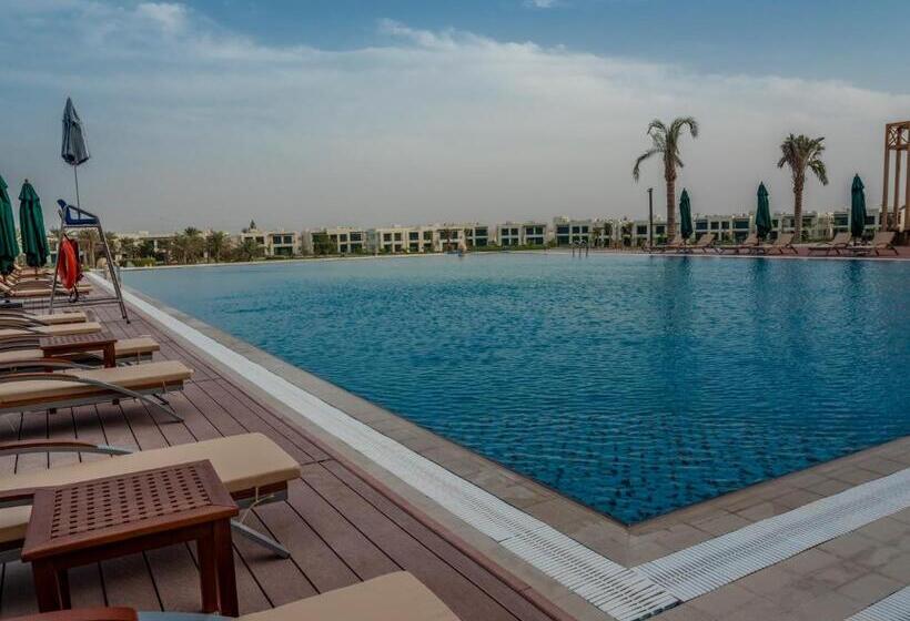 هتل Retaj Salwa Resort & Spa