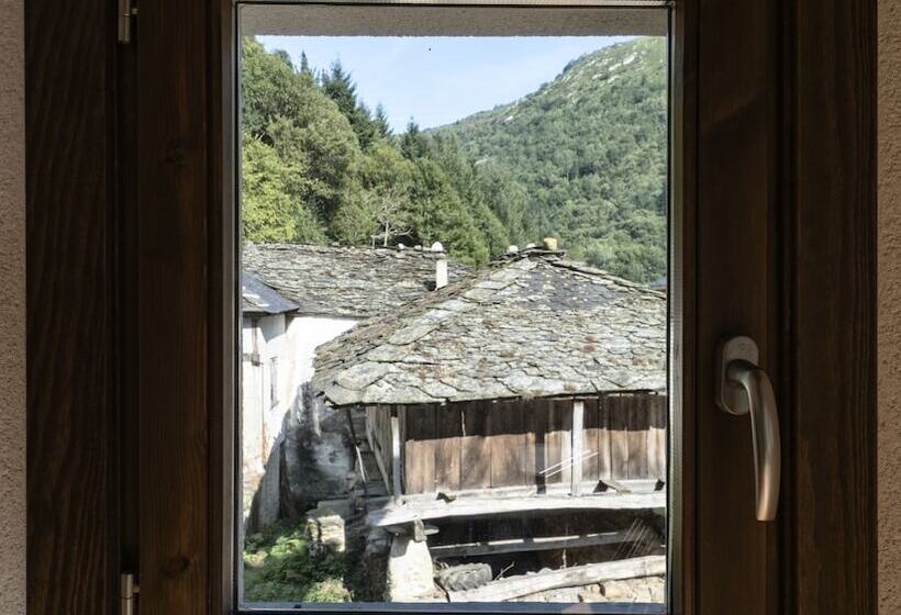 فندق Rural Las Montañas De Pumar