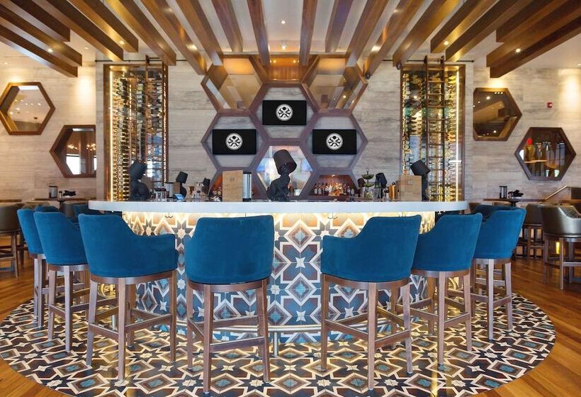 호텔 Sandman Signature Calgary Airport