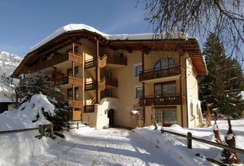 Soldanella By Hotel Adula