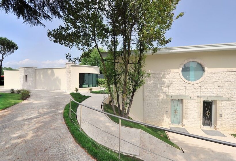 בית מלון כפרי Suite  Testani