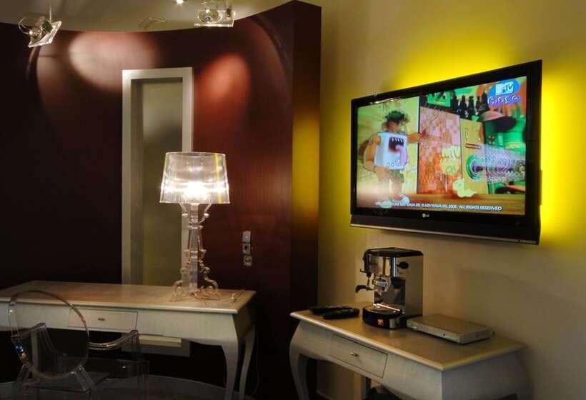 בית מלון כפרי Suite  Testani