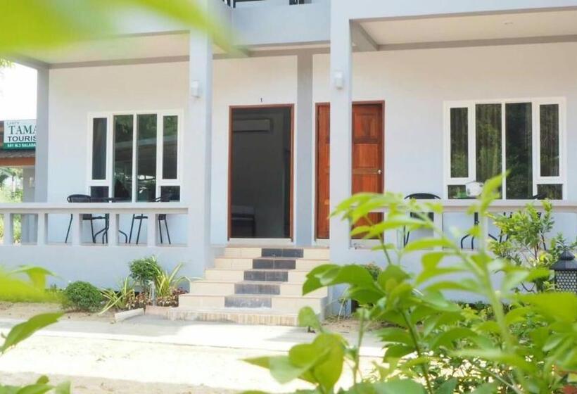 ホテル Tamarind Lanta Resort