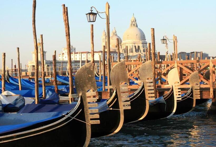 فندق Terme Villa Pace