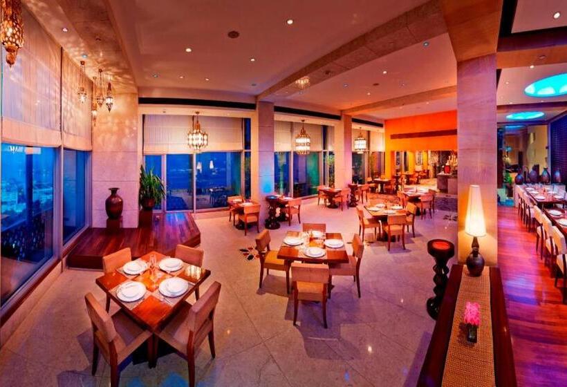 בית מלון כפרי The Taj Mahal Tower Mumbai