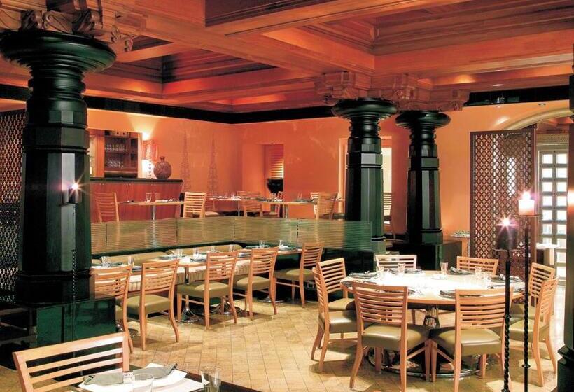 בית מלון כפרי The Taj Mahal Tower Mumbai