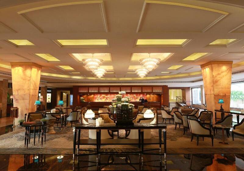 هتل The Taj Mahal Tower Mumbai