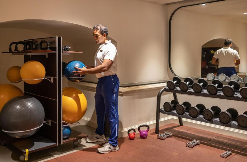 هتل The Taj Mahal Tower Mumbai