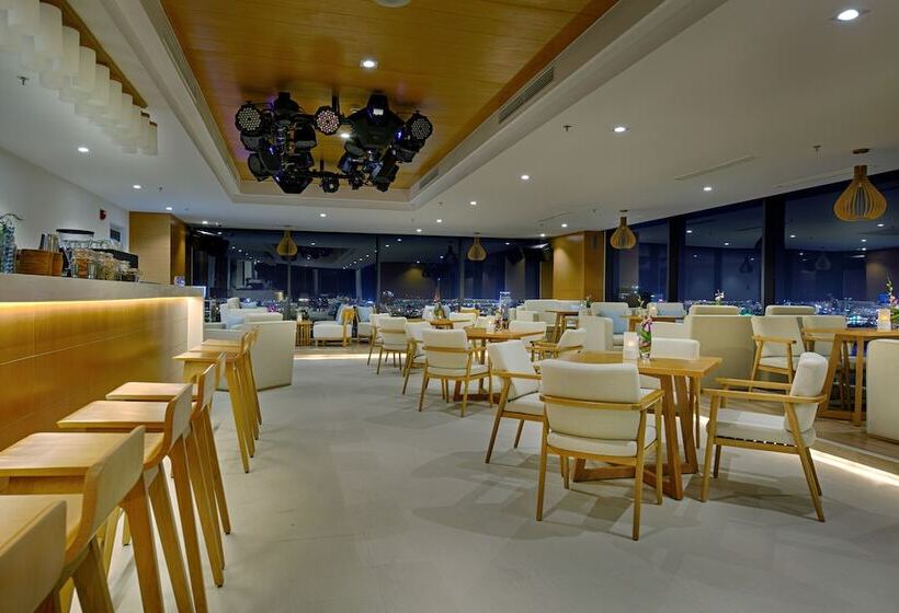 Tms Hotel Da Nang Beach