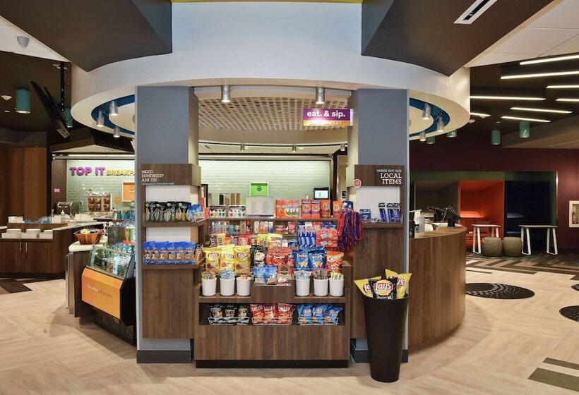 ホテル Tru By Hilton Lawrence