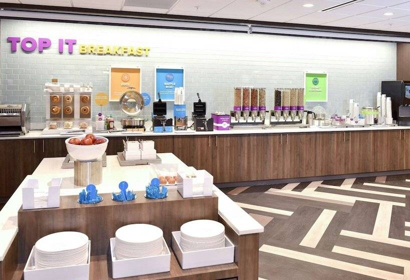 ホテル Tru By Hilton Lawrence