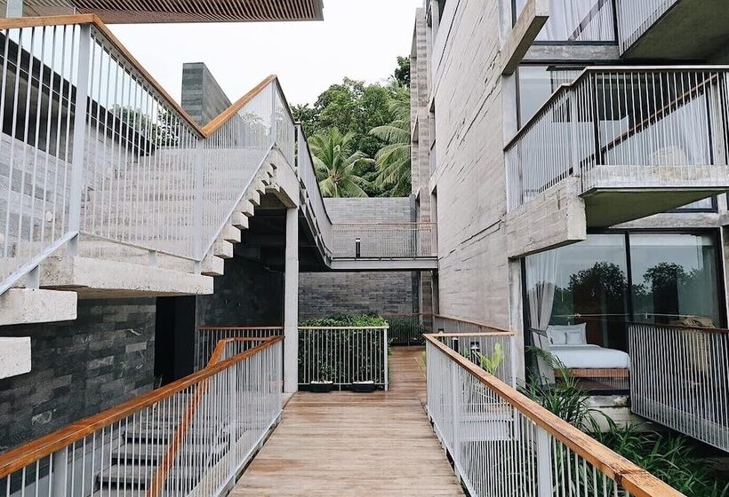 Отель Varivana Resort Koh Phangan   Sha Extra Plus