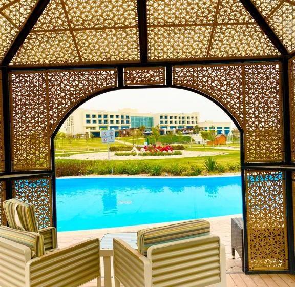 هتل Retaj Salwa Resort & Spa