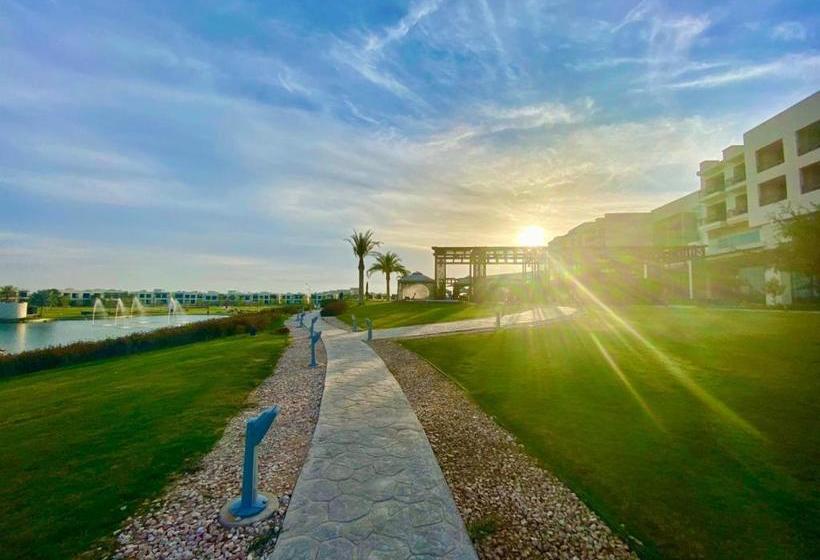 هتل Retaj Salwa Resort & Spa