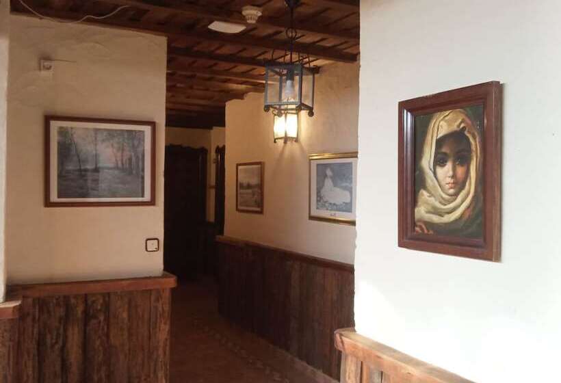 בית מלון כפרי Villa De Berzocana