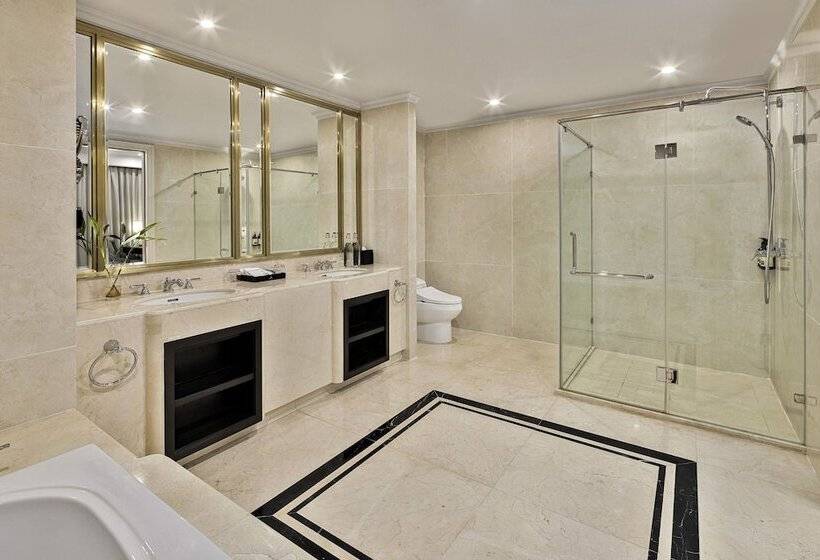 هتل Melia Vinpearl Cua Hoi Beach Resort