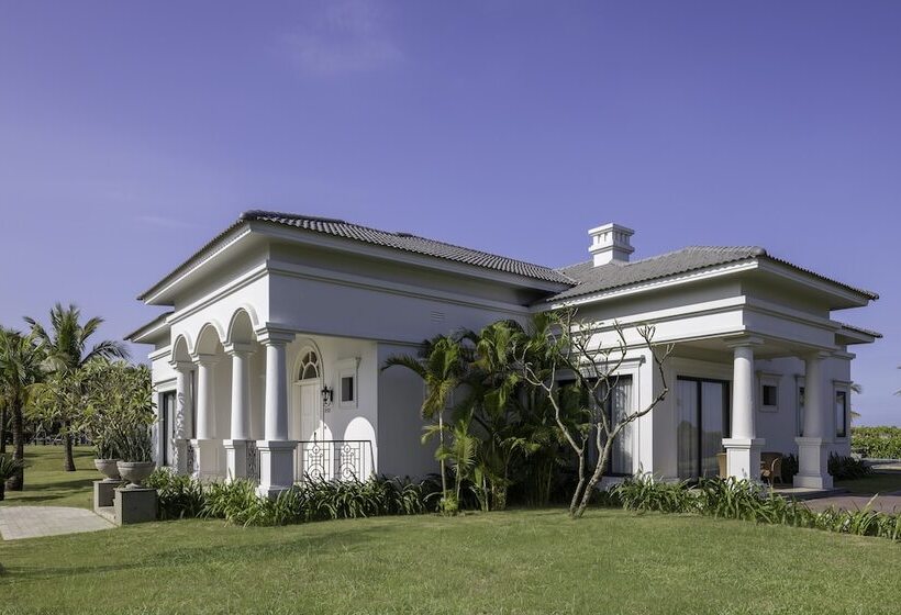 هتل Melia Vinpearl Cua Hoi Beach Resort