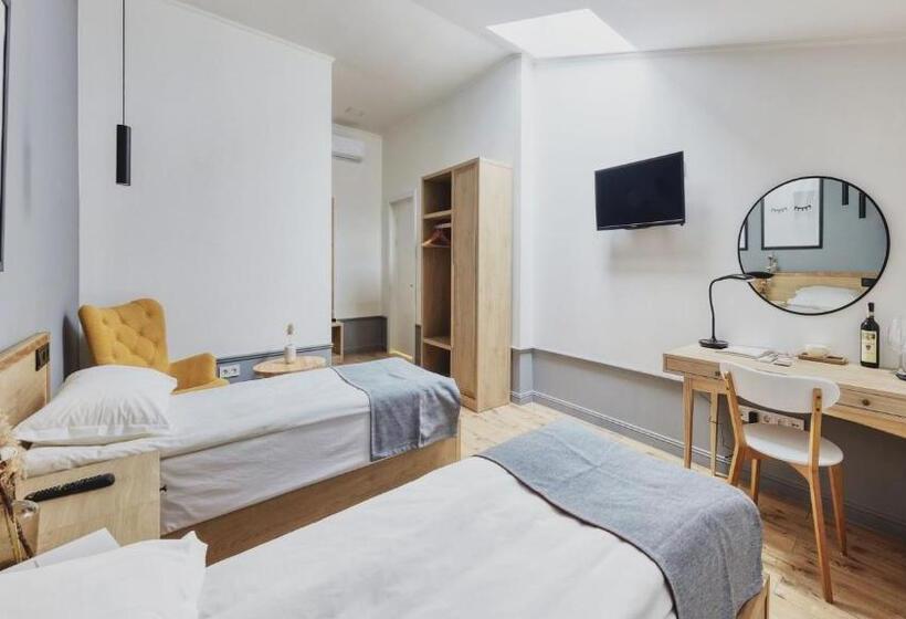 Wine&pillow Hotel By Frapolli