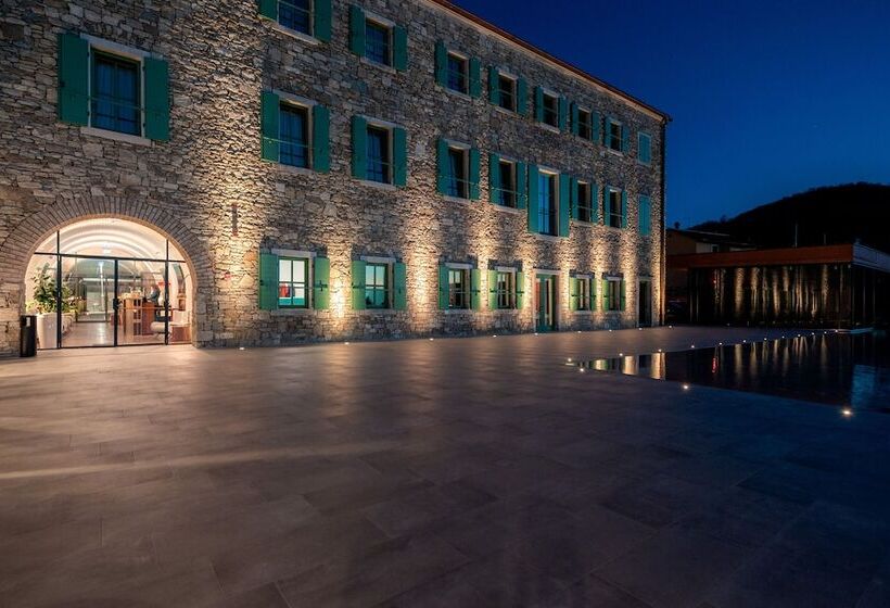 Winery & Design Hotel Roxanich