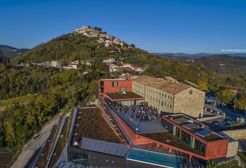 Winery & Design Hotel Roxanich