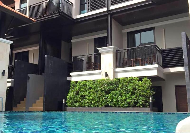 Отель Yotaka Bangkok