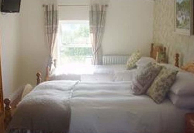Hounslow House B&b