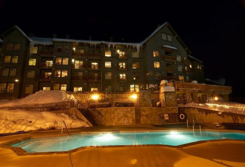 אתר נופש Snow Creek Lodge By Fernie Lodging Co